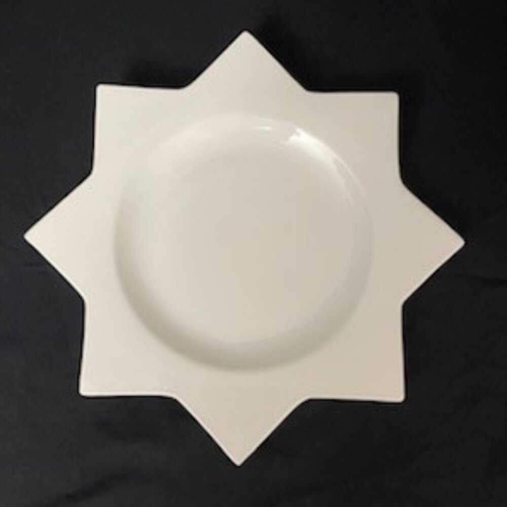 Sue Fisher King‎ Ceramic Star Dish White Made in Italy 8 Points Modern Neutral